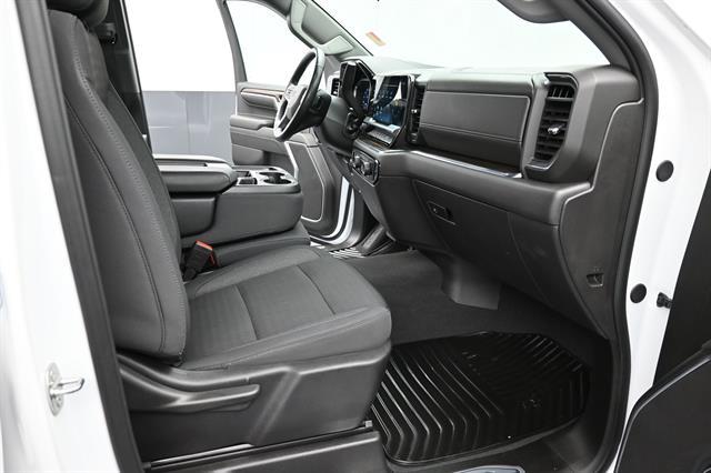 2024 Chevrolet Silverado