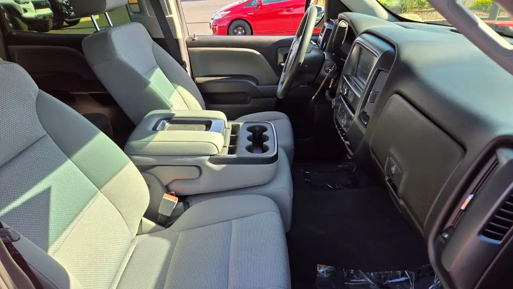 2018 Chevrolet Silverado 1500 Custom
