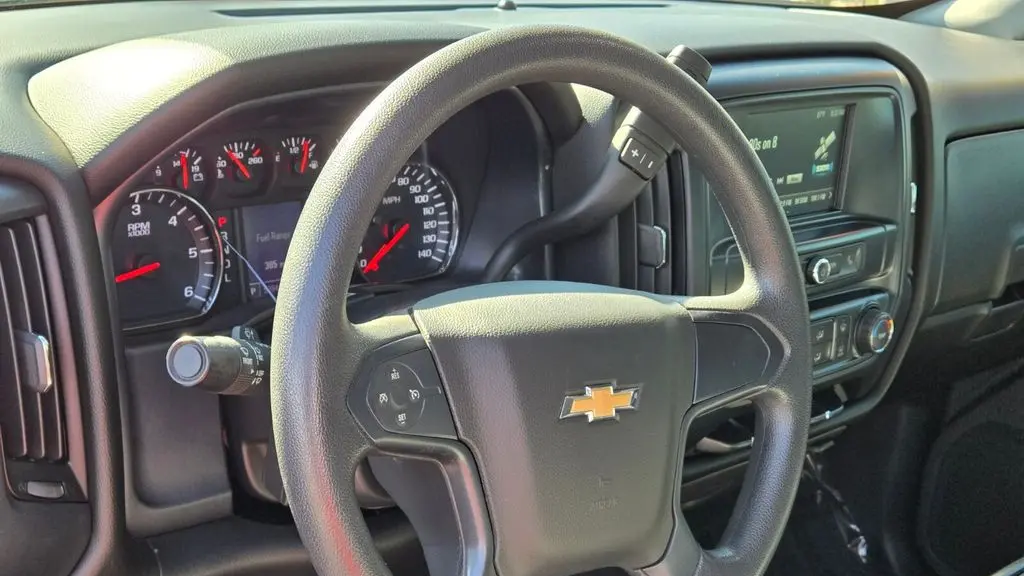 2018 Chevrolet Silverado 1500 Custom