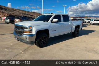 2018 Chevrolet Silverado 1500 with Summit White Exterior
