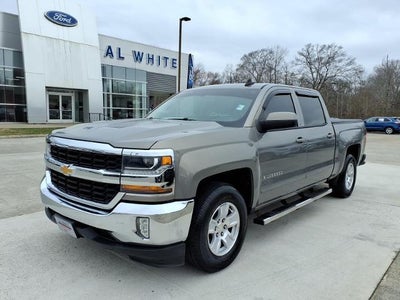 2017 Chevrolet Silverado 1500 4X2 LT 4DR Crew Cab 5.8 FT. SB