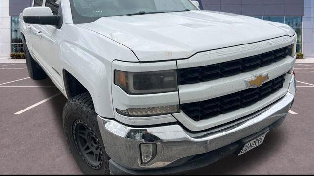 Preowned 2018 Chevrolet Silverado 1500 LT for Sale
