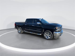 2018 Chevrolet Silverado 1500 with Black Exterior