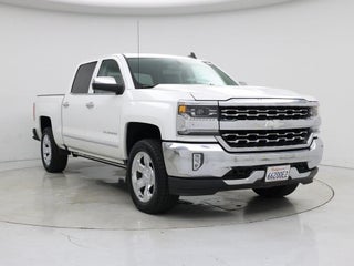 2017 Chevrolet Silverado 1500 with Iridescent Pearl Tricoat Exterior