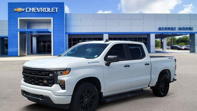2022 Chevrolet Silverado 1500 Custom