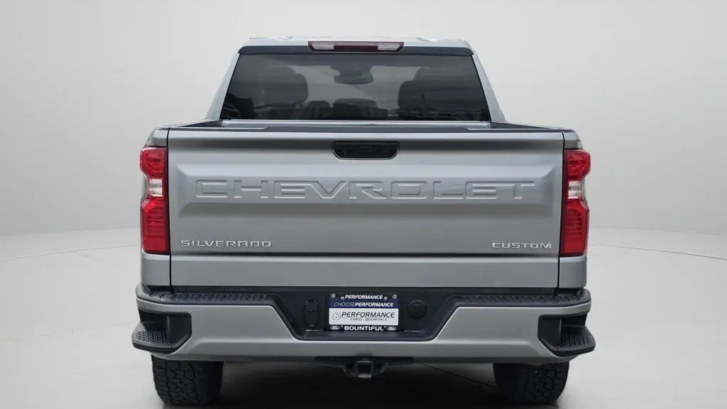 2023 Chevrolet Silverado 1500 Custom