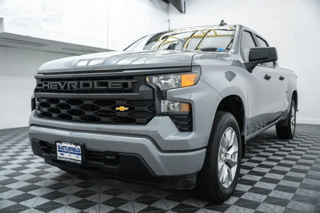 2024 Chevrolet Silverado - $34,500