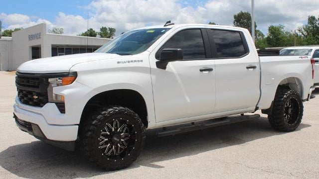2024 Chevrolet Silverado 1500 Custom