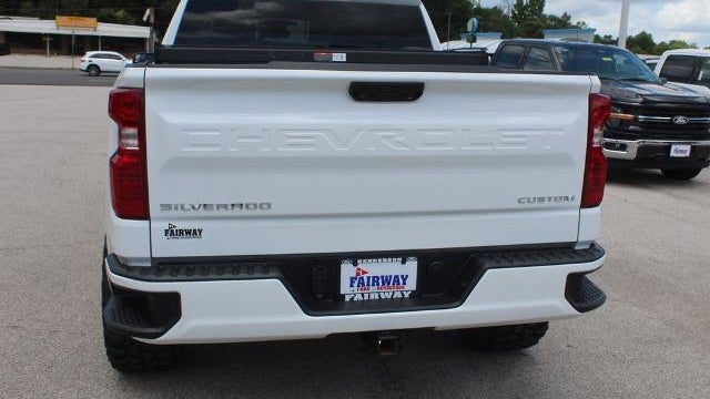 2024 Chevrolet Silverado 1500 Custom