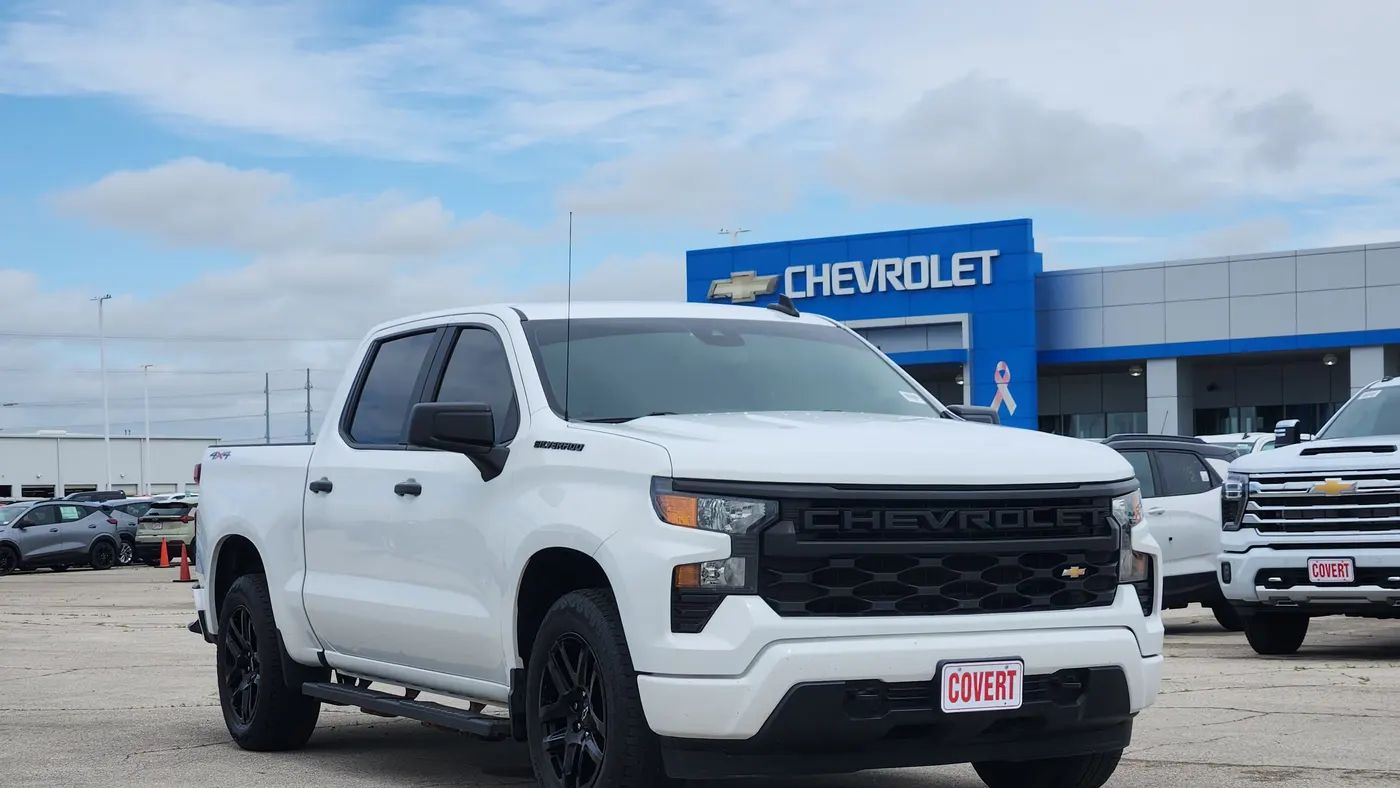 2023 Chevrolet Silverado 1500 Custom