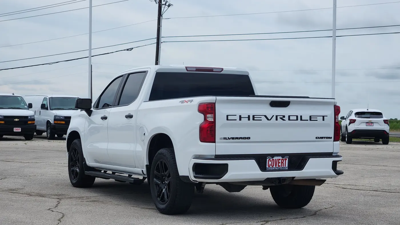 2023 Chevrolet Silverado 1500 Custom