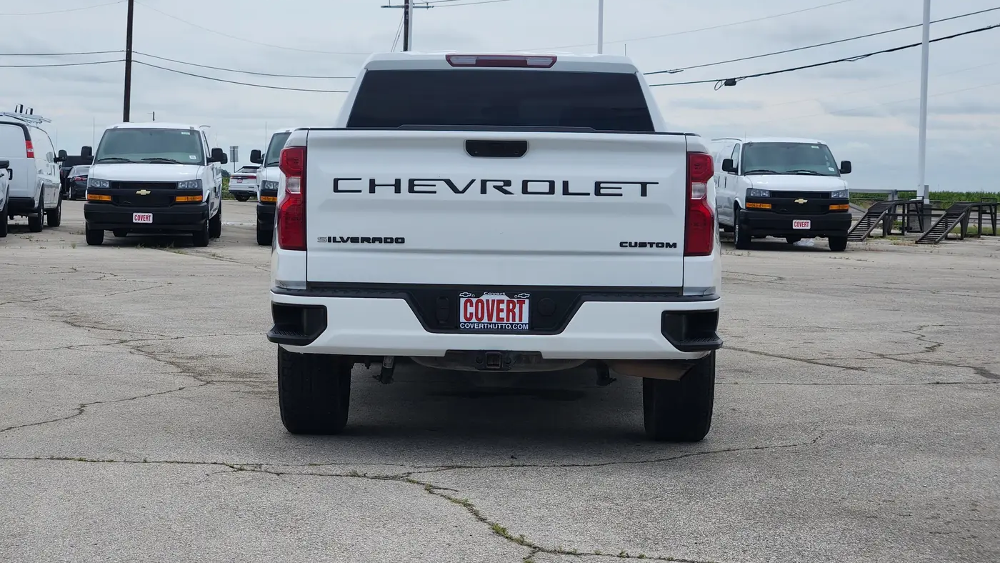 2023 Chevrolet Silverado 1500 Custom