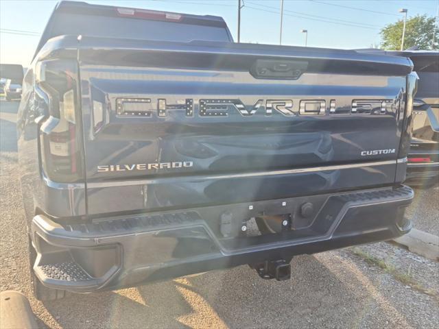 2023 Chevrolet Silverado - $30,806
