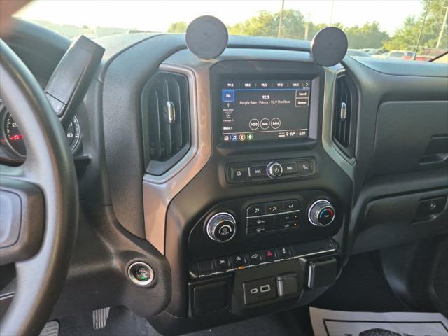 2023 Chevrolet Silverado - $30,806