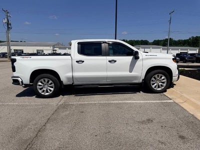 2023 Chevrolet Silverado 1500 4X4 Custom 4DR Crew Cab 5.8 FT. SB