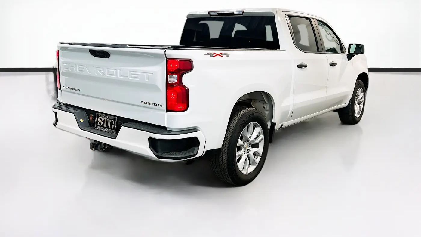 2023 Chevrolet Silverado 1500 Custom