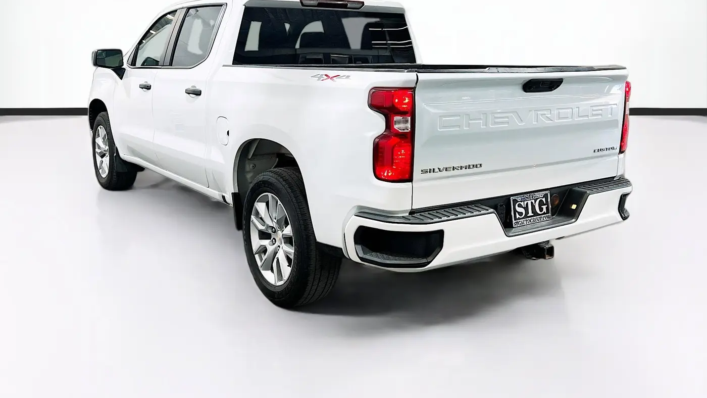 2023 Chevrolet Silverado 1500 Custom