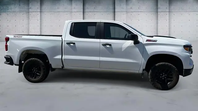 2022 Chevrolet Silverado 1500 Custom Trail Boss