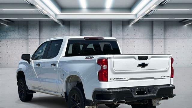 2022 Chevrolet Silverado 1500 Custom Trail Boss