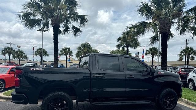 2022 Chevrolet Silverado 1500 Custom Trail Boss