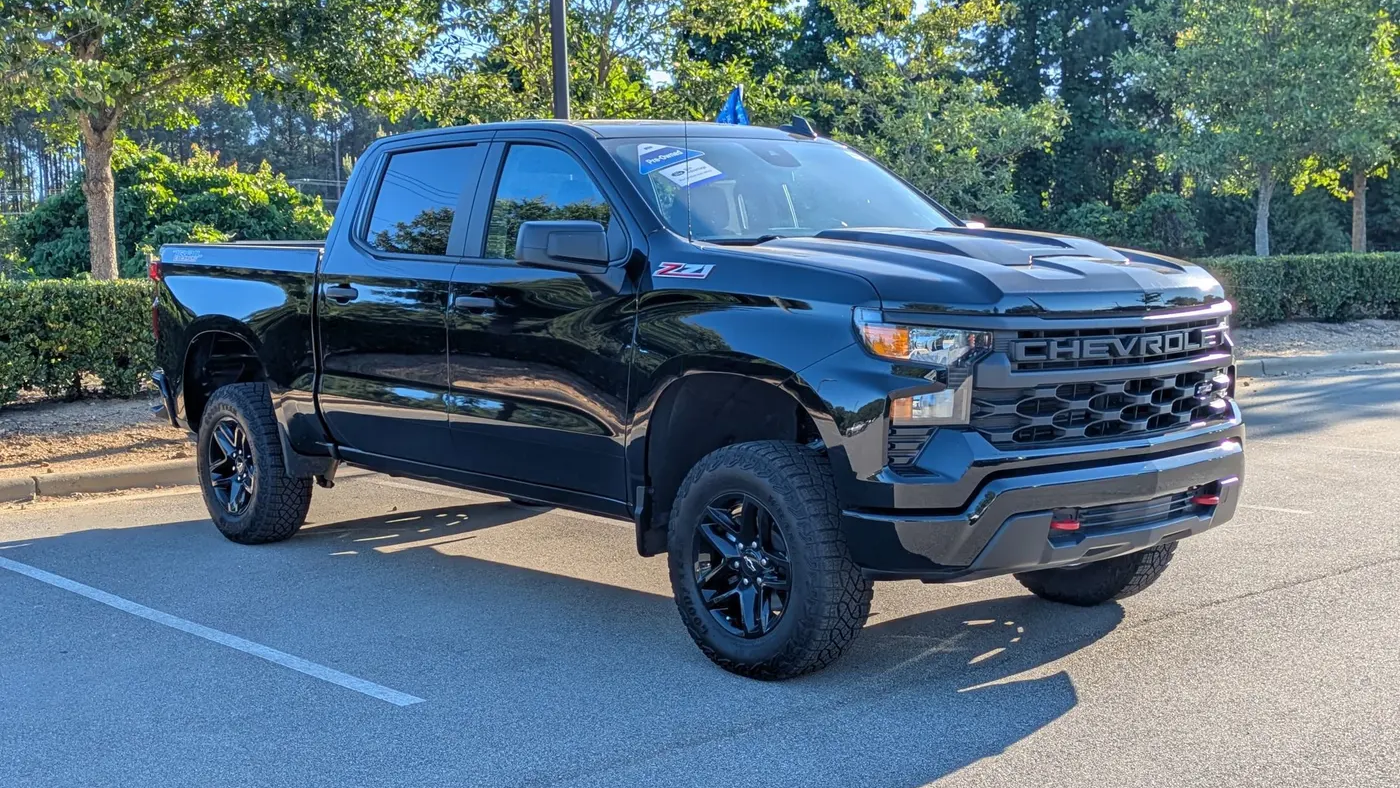 2024 Chevrolet Silverado 1500 Custom Trail Boss