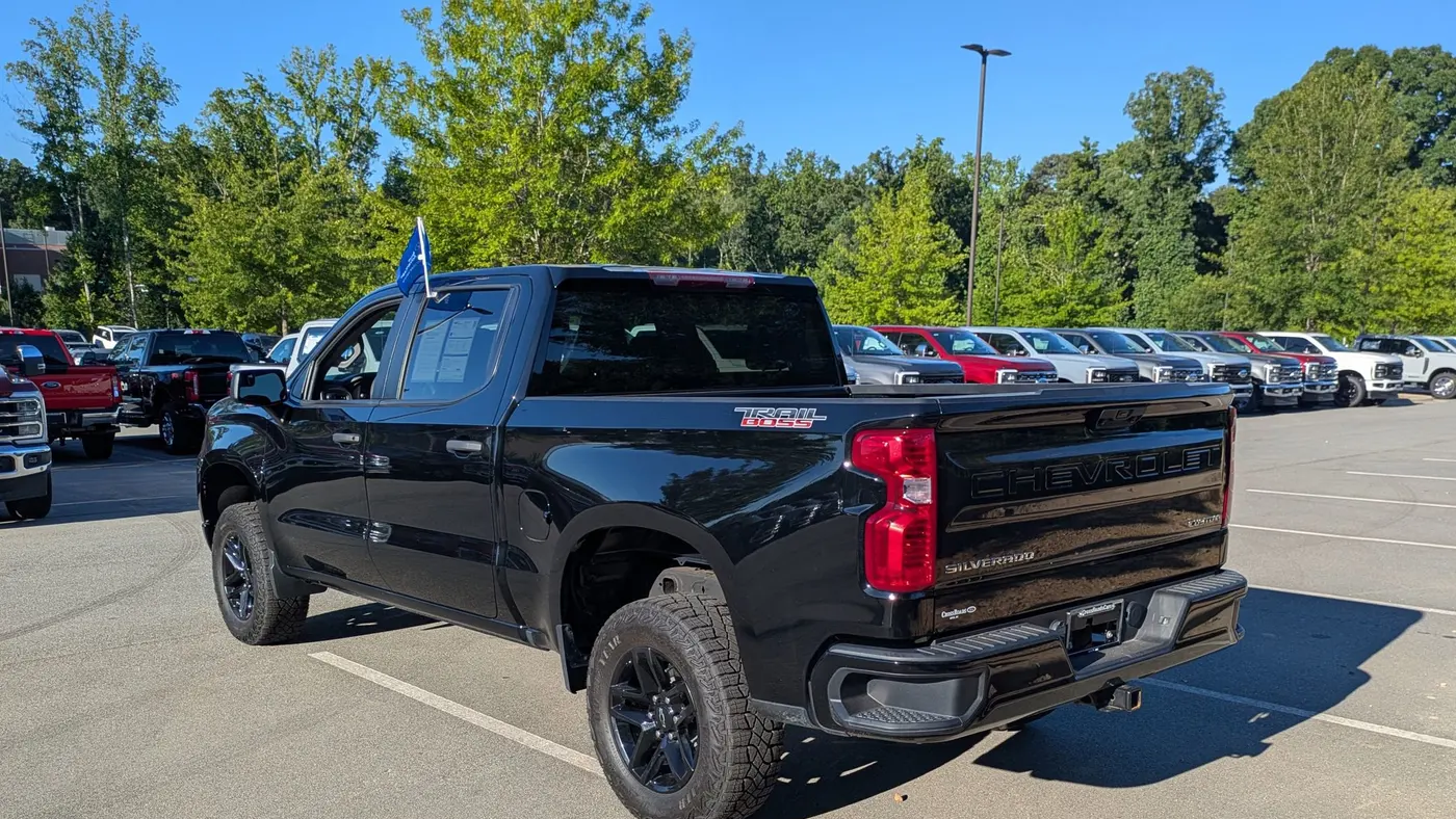 2024 Chevrolet Silverado 1500 Custom Trail Boss