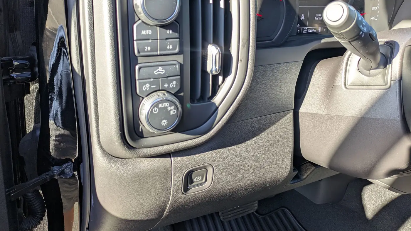 2024 Chevrolet Silverado 1500 Custom Trail Boss