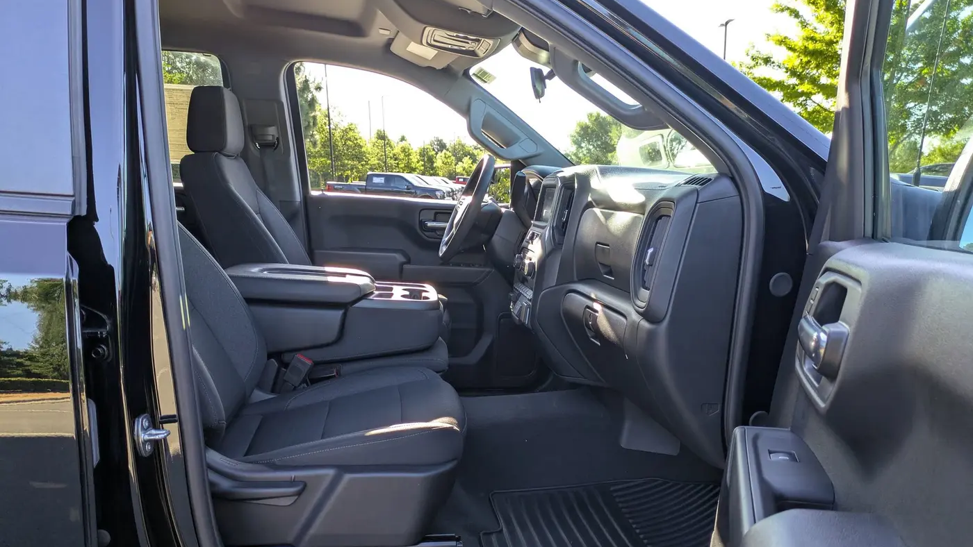 2024 Chevrolet Silverado 1500 Custom Trail Boss