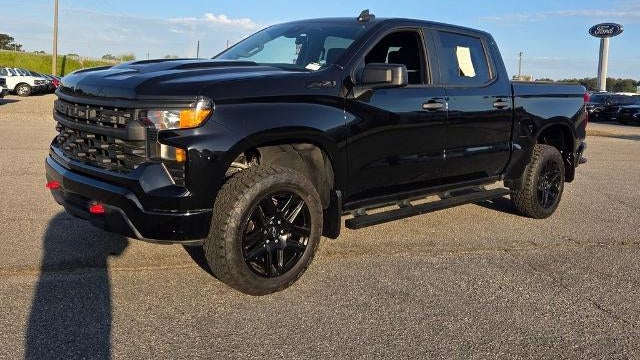 2023 Chevrolet Silverado 1500 Custom Trail Boss