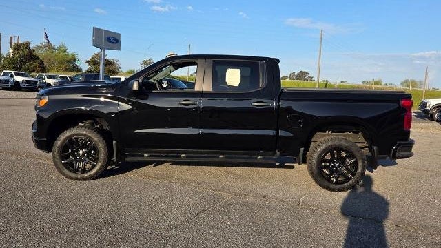 2023 Chevrolet Silverado 1500 Custom Trail Boss