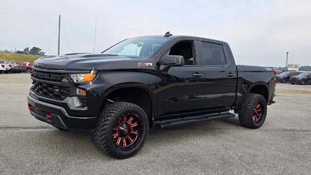 2024 Chevrolet Silverado 1500 Custom Trail Boss