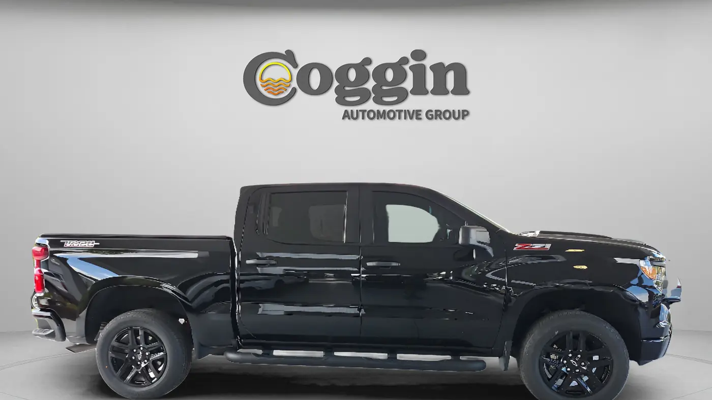2023 Chevrolet Silverado 1500 Custom Trail Boss