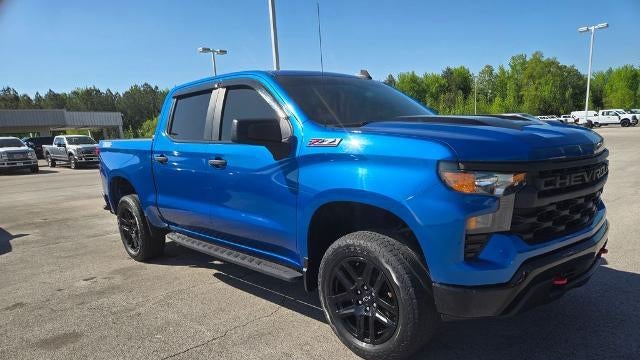 2022 Chevrolet Silverado 1500 Custom Trail Boss