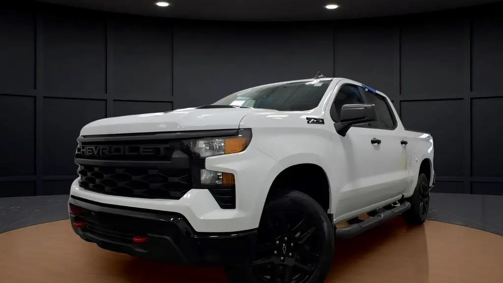 2023 Chevrolet Silverado 1500 Custom Trail Boss
