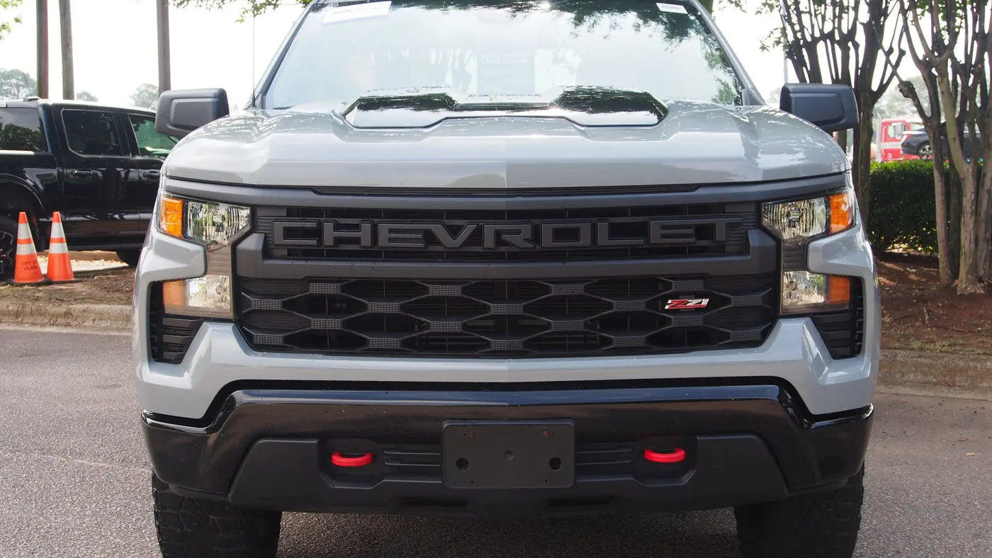 2024 Chevrolet Silverado 1500 Custom Trail Boss