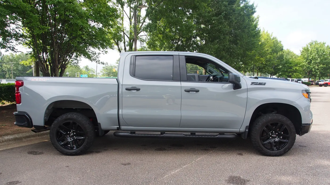 2024 Chevrolet Silverado 1500 Custom Trail Boss