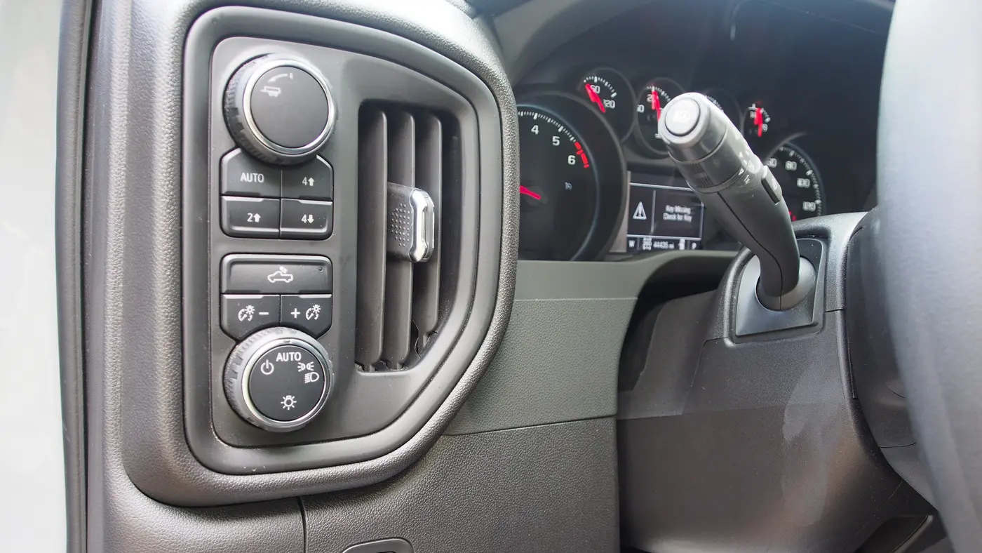 2024 Chevrolet Silverado 1500 Custom Trail Boss