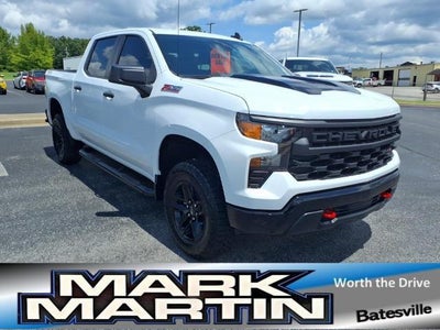 2024 Chevrolet Silverado 1500 4X4 Custom Trail Boss 4DR Crew Cab 6.6 FT. SB