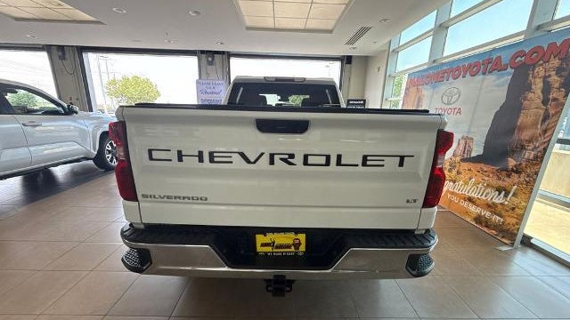 2023 Chevrolet Silverado 1500 LT