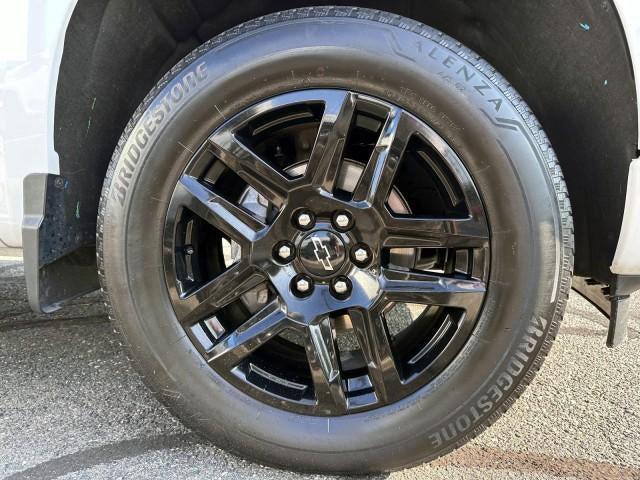 2024 Chevrolet Silverado - $42,174