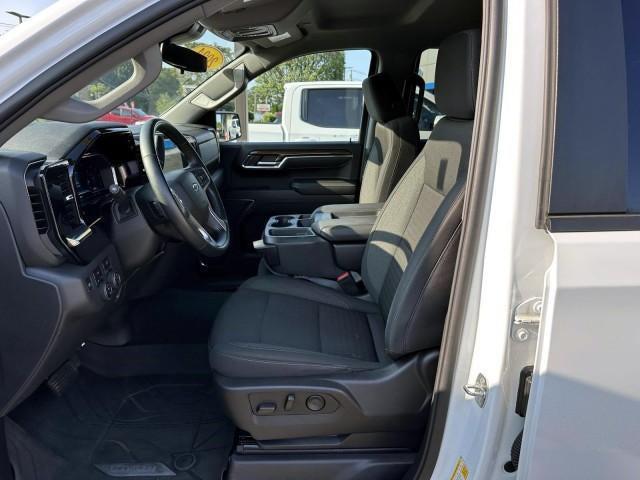 2024 Chevrolet Silverado - $42,174