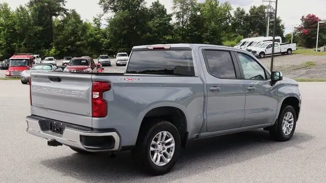 2024 Chevrolet Silverado 1500 LT