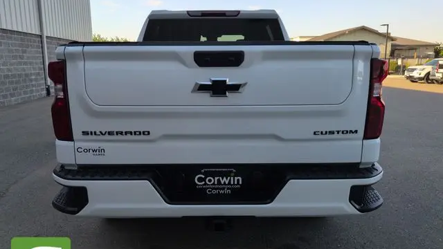 2025 Chevrolet Silverado 1500 Custom