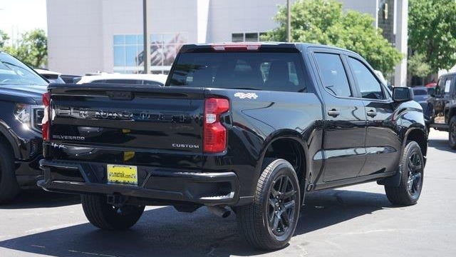 2025 Chevrolet Silverado 1500 Custom