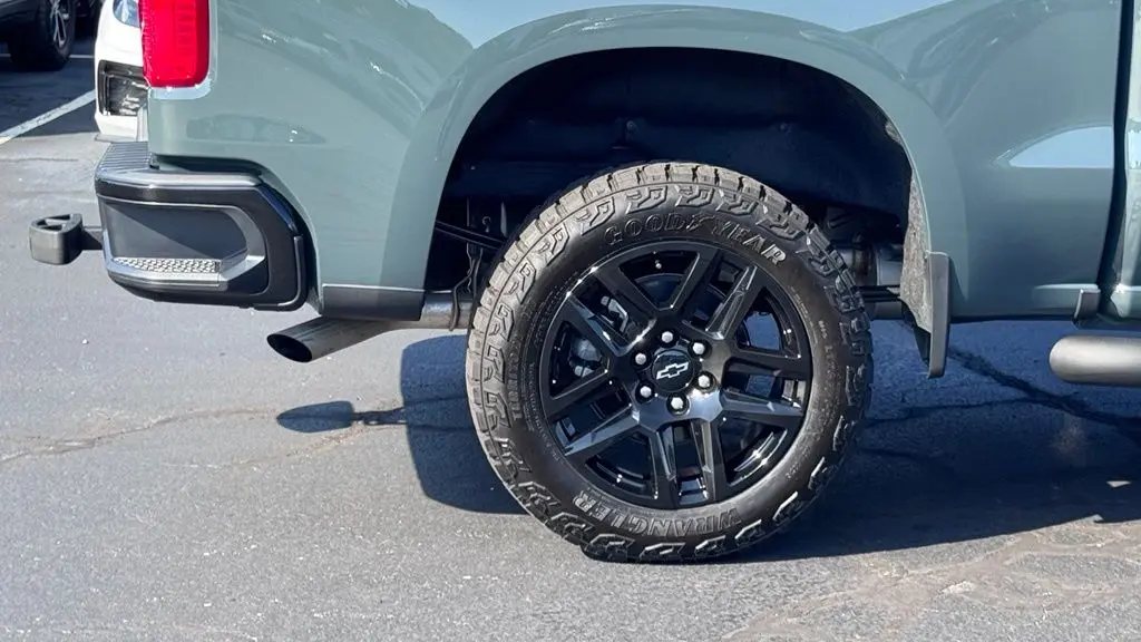 2026 Chevrolet Silverado 1500 Custom Trail Boss