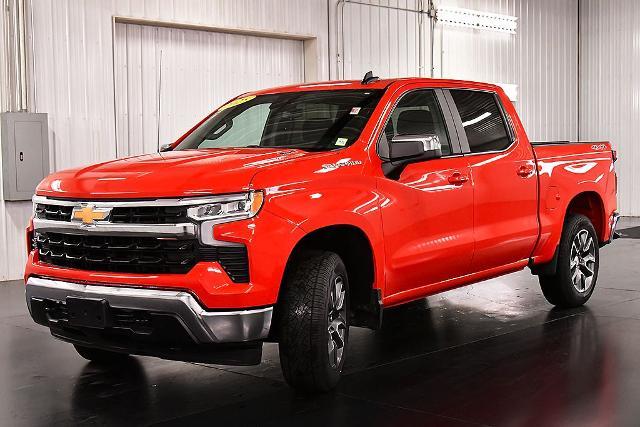 2025 Chevrolet Silverado - $35,995