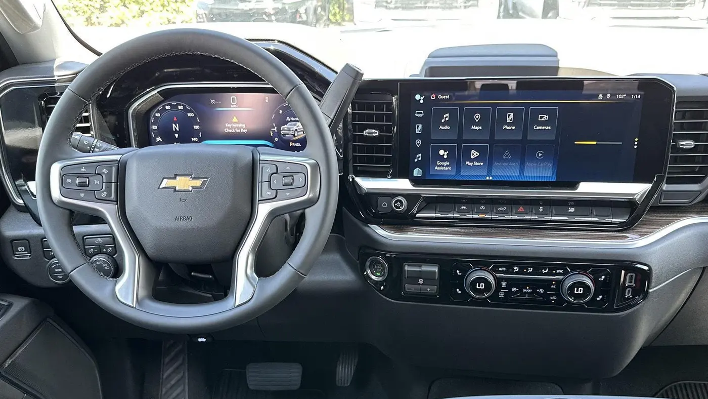 2026 Chevrolet Silverado 1500 LT