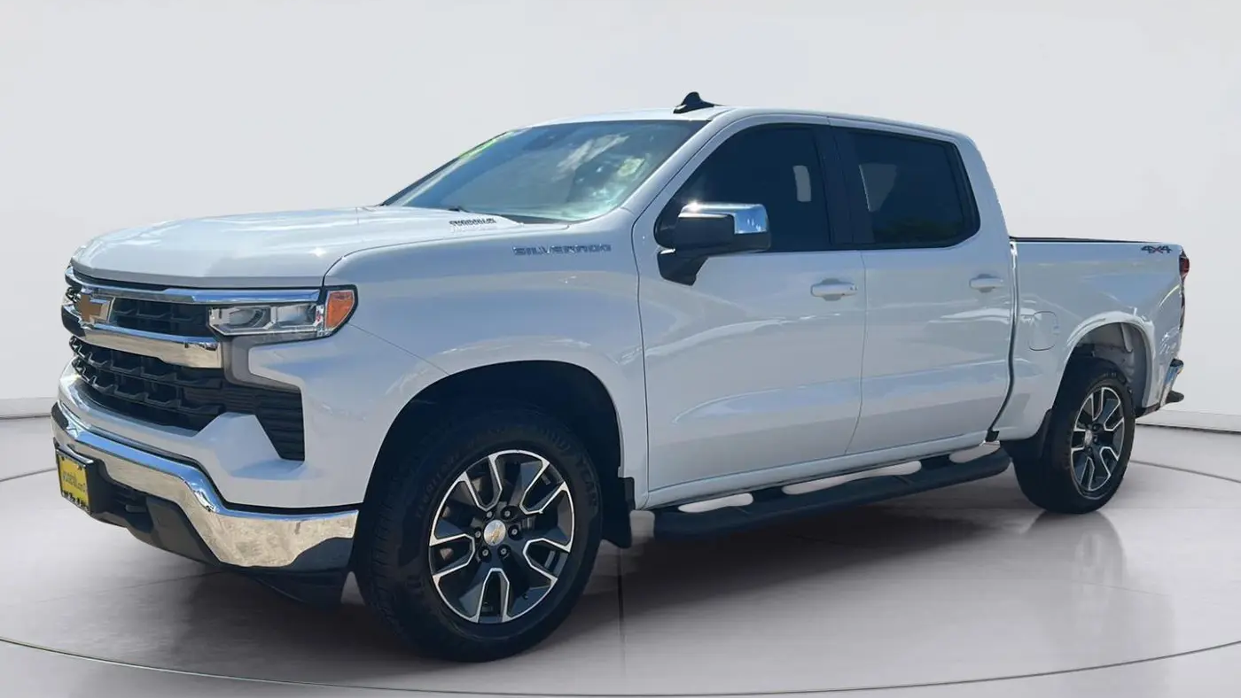 2025 Chevrolet Silverado 1500 LT