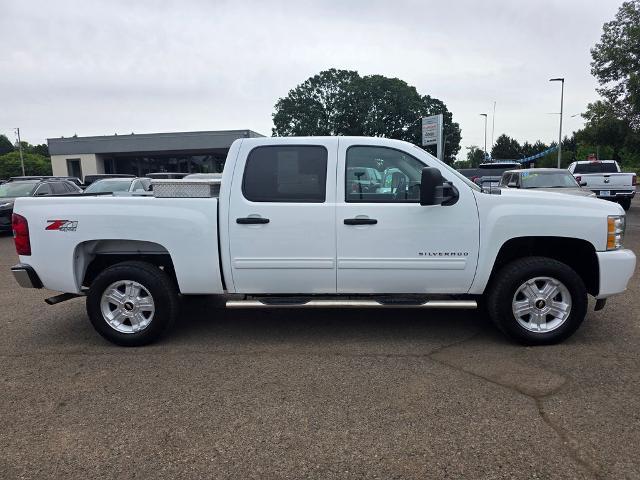 2011 Chevrolet Silverado - $15,499