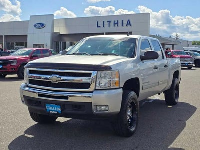 Photo of a 2011 Chevrolet Silverado 1500 4X4 LT 4DR Crew Cab 5.8 FT. SB for sale